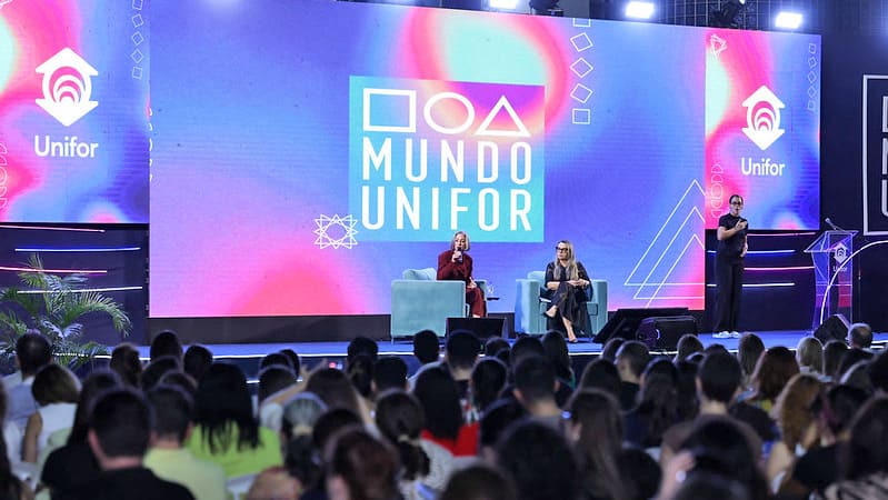 Mundo Unifor 2025: Vera Iaconelli analisa como a era digital molda as relações humanas