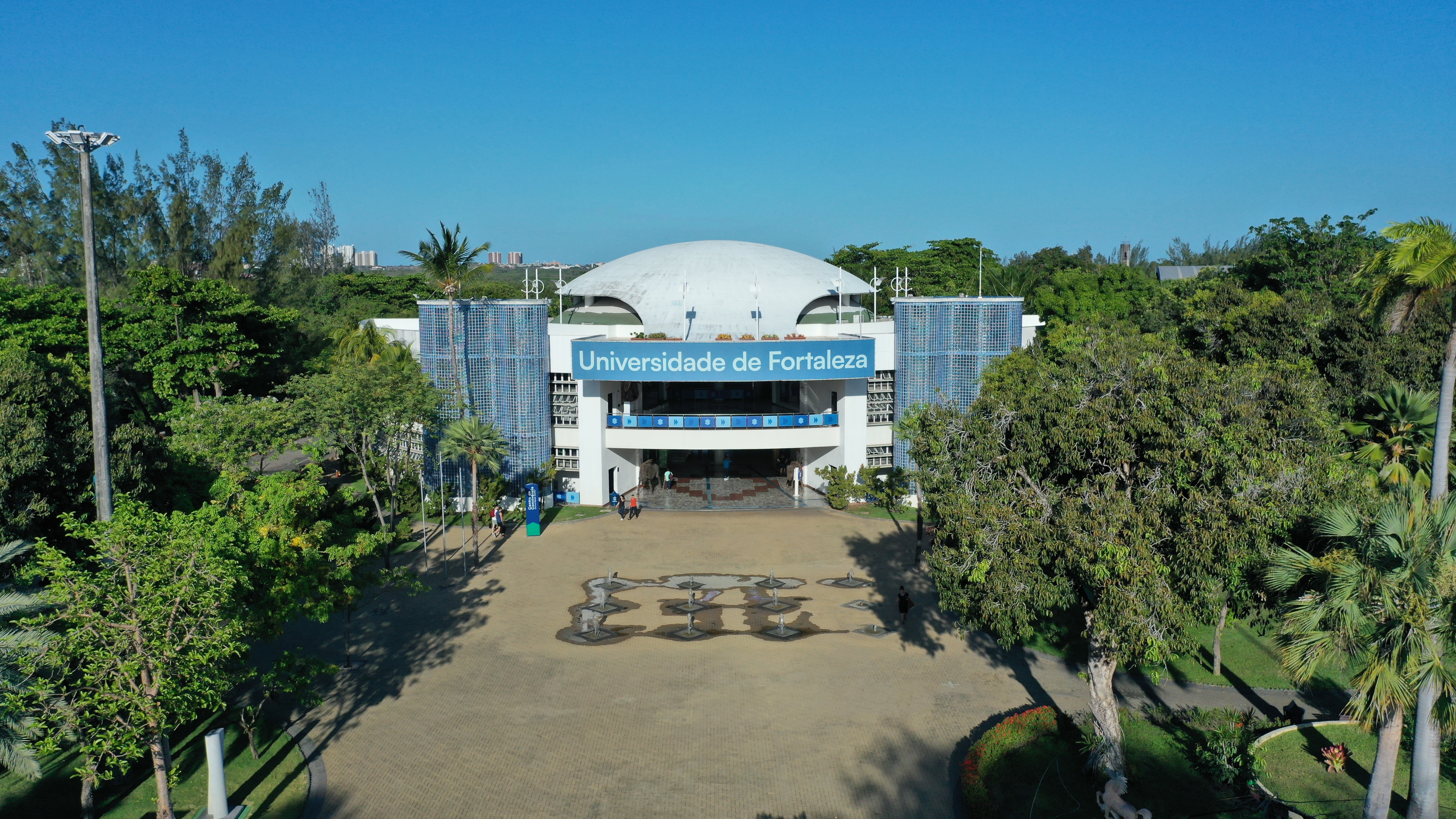 A Unifor consolidou-se como a maior instituição privada de ensino superior do Ceará, a melhor das regiões Norte e Nordeste e a 6ª melhor do Brasil. Fotos: Ares Soares