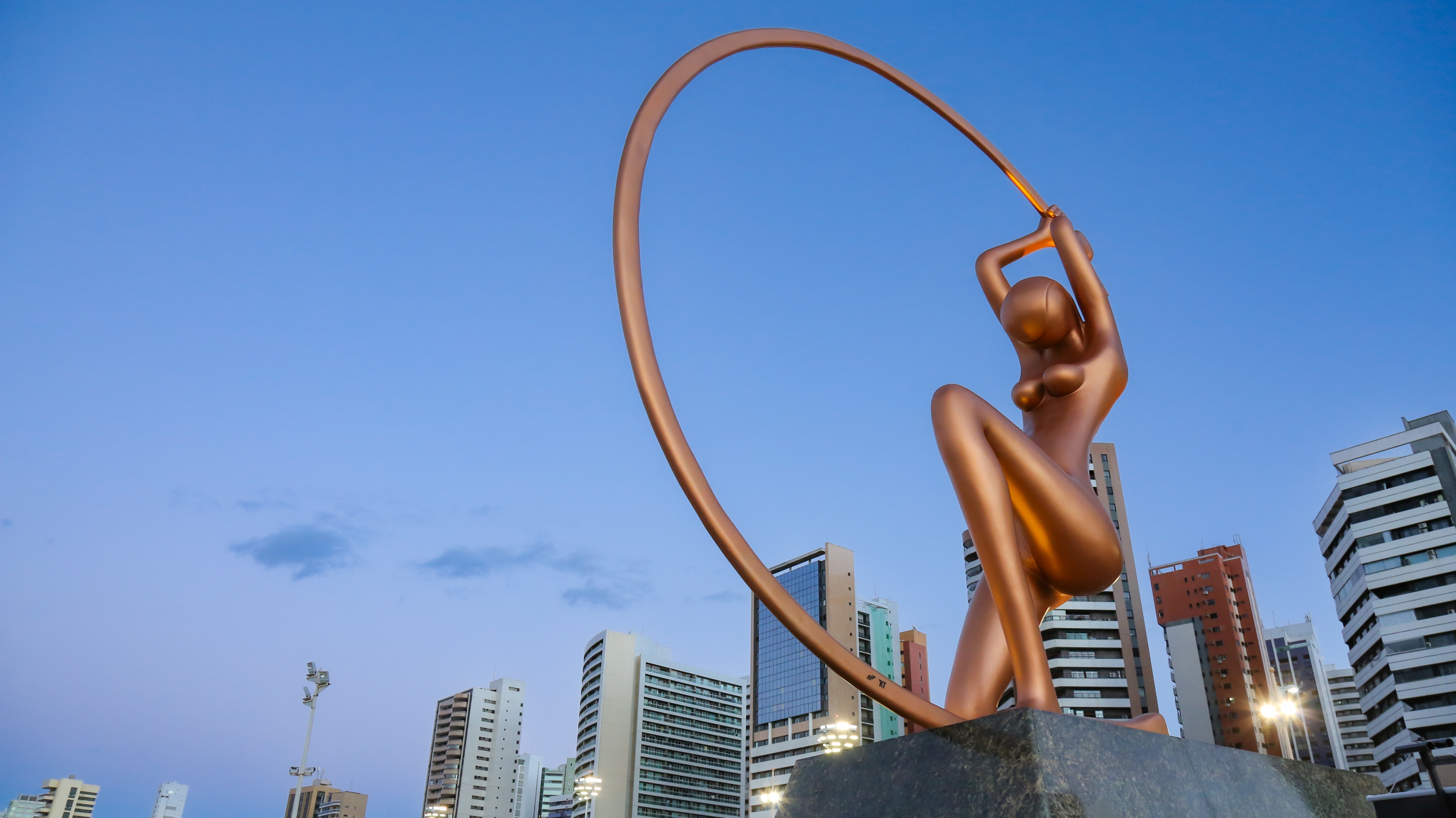 Obra símbolo da exposição - Foto: Ares Soares