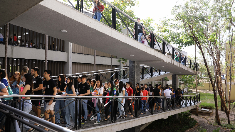 Durante o encontro, os participantes terão acesso à revisão dos principais conteúdos cobrados na prova (Foto: Ares Soares)