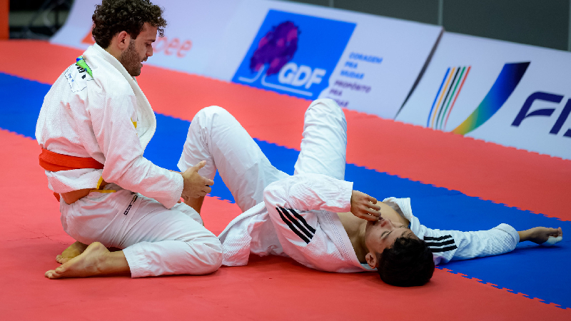 Artur Alves durante o 2026 FISU World University Championship Combat Sports (Foto: CBDU)