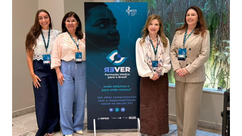 A matriz curricular do curso está alinhada às Diretrizes Curriculares Nacionais para os cursos de Medicina de 2025