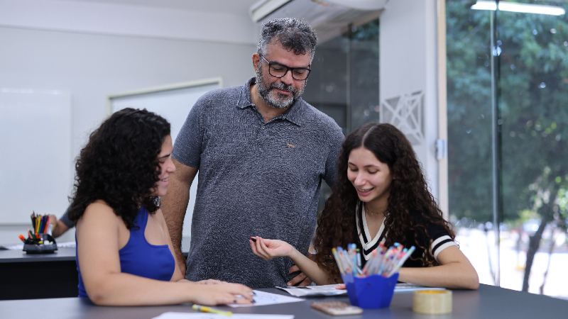 Os cursos são oportunidade para quem deseja aproveitar o recesso acadêmico para atualizar conhecimentos (Foto: Ares Soares)