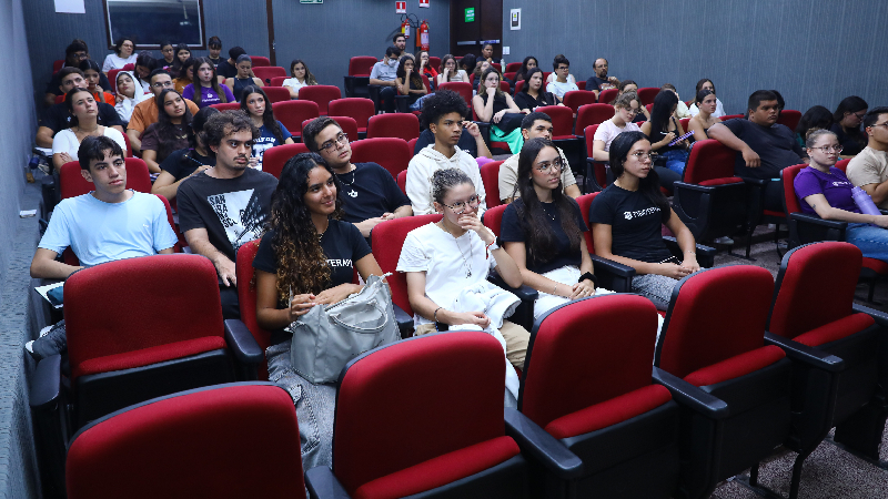 A programação é gratuita e voltada a estudantes da graduação em Fisioterapia (Foto: Vito Moura)
