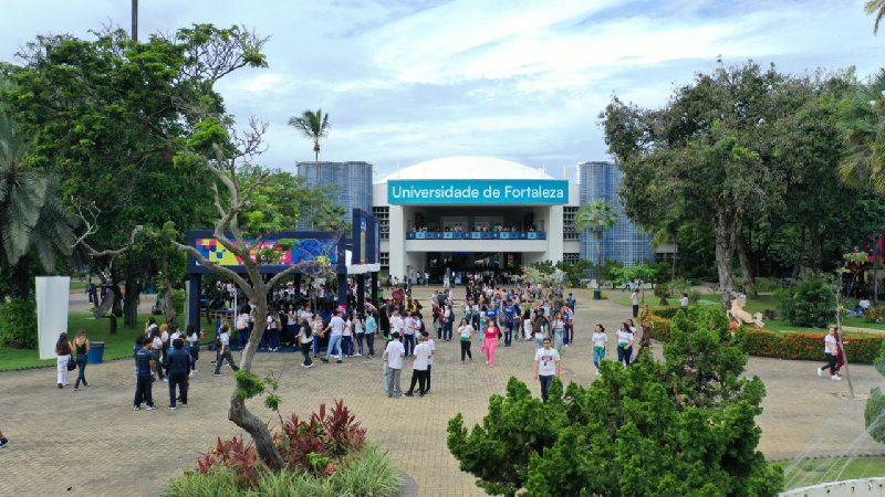 Os estudantes tiveram a oportunidade de conhecer, de forma mais aprofundada, os cursos oferecidos pela Universidade