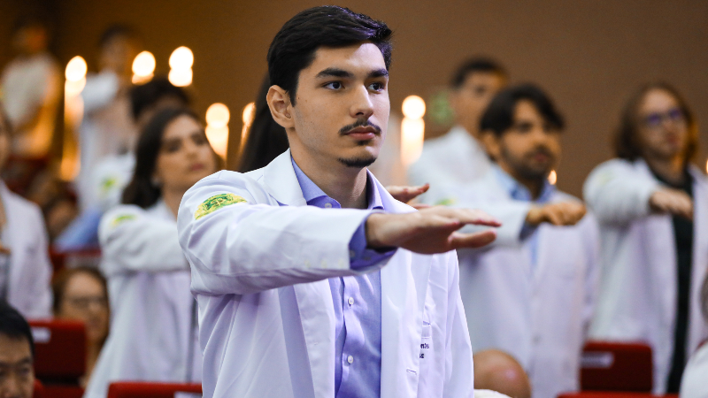 Em duas décadas de história, o curso de Medicina da Unifor vem renovando sua estrutura e proposta pedagógica para acompanhar os avanços da área da saúde e as novas exigências da formação médica. - Foto: Ares Soares
