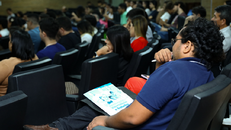 Com o tema “Integrando Conhecimentos, Transformando Práticas”, o evento busca aproximar o conhecimento científico da prática clínica cotidiana (Foto: Ares Soares)