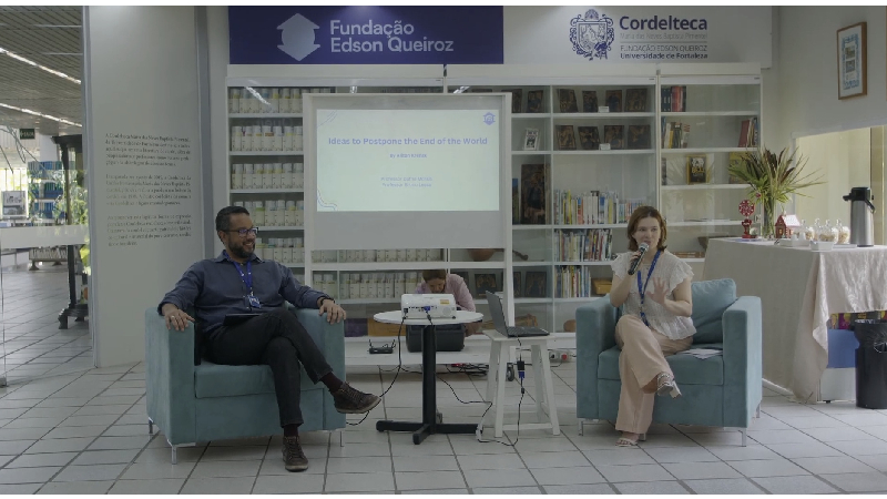 Docentes Bruno Lessa e Dafne Morais durante o Unifor Book Brunch (Foto: Reprodução/TV Unifor)