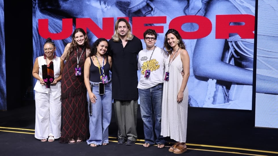 Unifor recebendo a premiação pela conquista do segundo lugar - Foto: Ares Soares