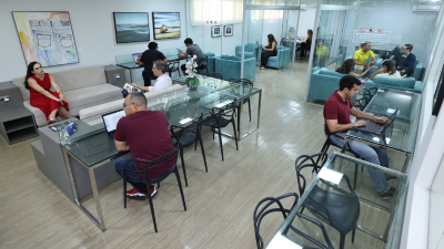 Espaço moderno e acolhedor amplia o suporte acadêmico aos estudantes da Pós-Graduação (Foto: Ares Soares)