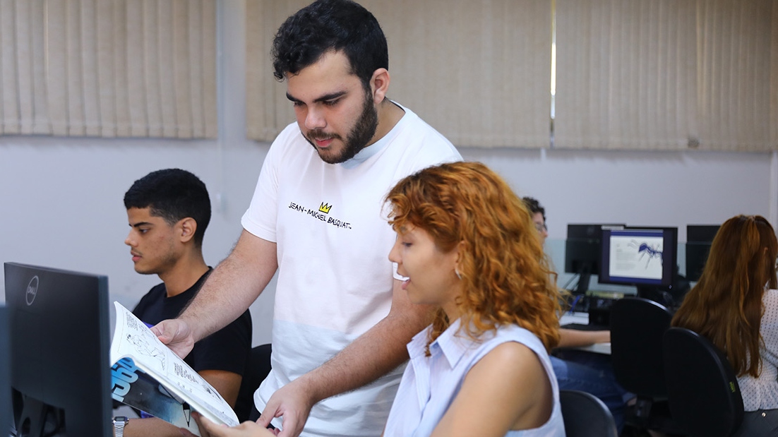 Entre os anos de 2021 e 2025, a Central de Carreiras da Unifor disponibilizou aproximadamente 37 mil novas vagas de estágios, empregos e trainee. Foto: Ares Soares