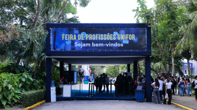 A Feira de Profissões acontece anualmente e visa reunir estudantes do ensino médio de redes públicas e privadas de ensino (Foto: Ares Soares)