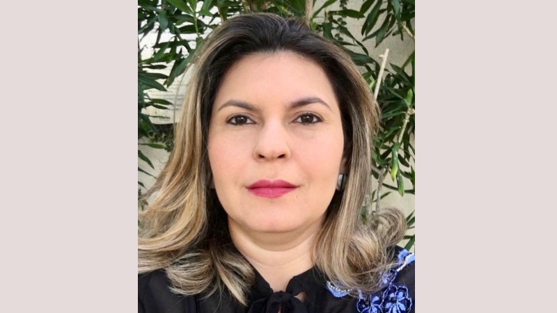 Aline Lira, supervisora clínica da Universidade de Fortaleza, é especialista na área de famílias (Foto: Arquivo pessoal)