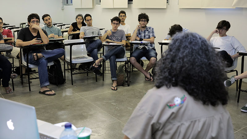 Oficina de escrita promovida pelo PTA em abril do ano passado. Durante a pandemia, o Programa tem realizado atividades remotas (Foto: Ares Soares)