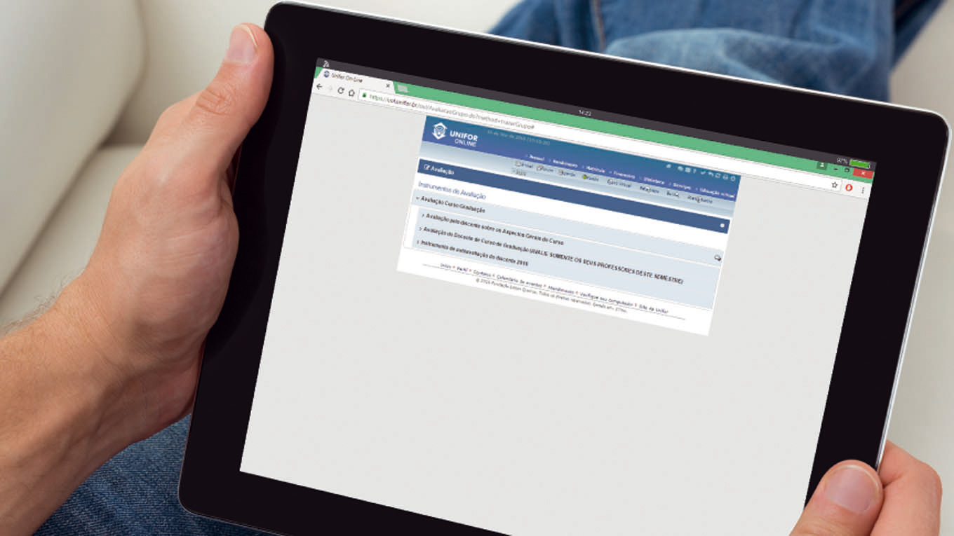 Estudantes da Unifor participam da Avaliação Institucional por meio do Unifor Online (Foto: Ares Soares)
