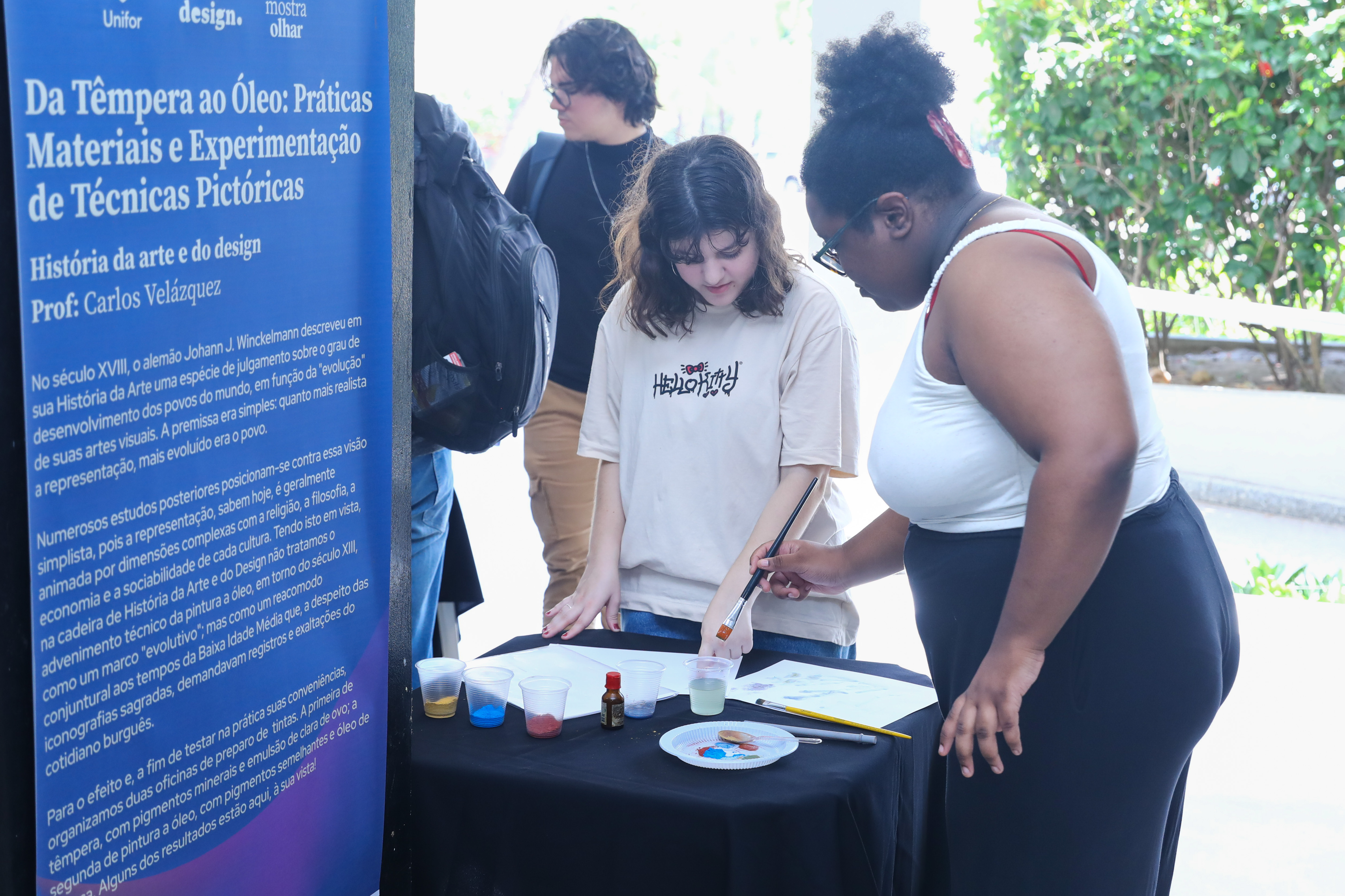 Com realização semestral desde 2023, Mostra Olhar gera interação entre alunos de Design, comunidade acadêmica e público geral (Foto: Vito Moura)