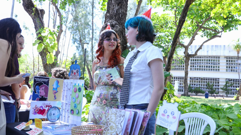 A Feira dos Artistas é uma iniciativa do curso de Design da Unifor voltada para negócios (Foto: Vito Moura)