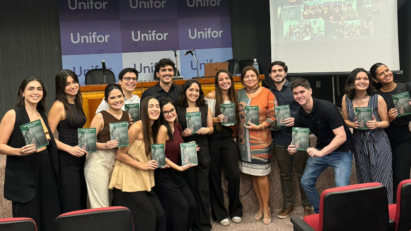 Cada capítulo do livro digital inicia com um caso clínico e com perguntas norteadoras relacionadas ao quadro clínico em questão (Foto: Arquivo Pessoal)