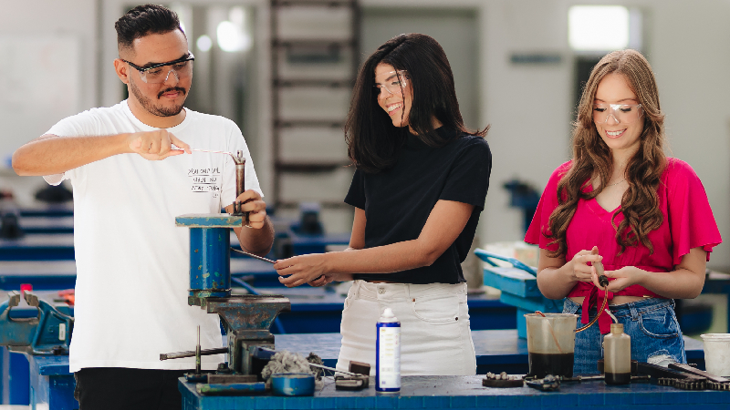 Alunos da graduação têm acesso a uma estrutura de excelência na Unifor (Foto: Robério Castro)