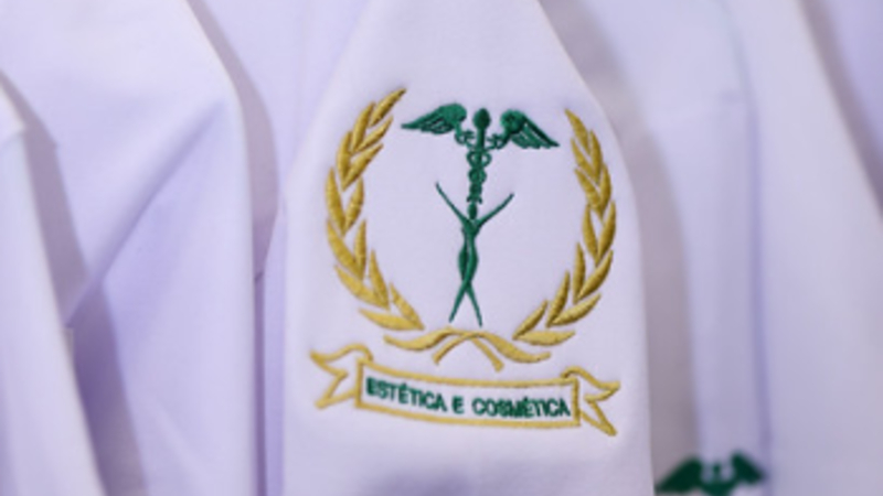O curso de Estética e Cosmética da Unifor alia ciência, prática e cuidado humanizado para formar profissionais preparados para transformar saúde, bem-estar e autoestima (Foto: Ares Soares)
