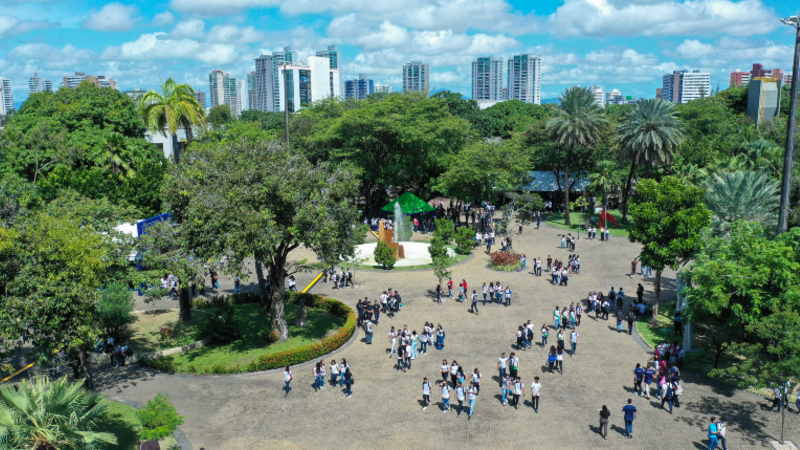 As atividades serão realizadas no campus da Unifor até esta sexta-feira, 17 de maio (Foto: Ares Soares)