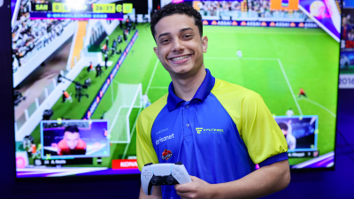 Com apenas 21 anos, atleta é um dos maiores nomes do futebol digital brasileiro, com trajetória de títulos nacionais e internacionais (Foto: Ares Soares)