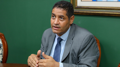 Maged Elgebaly possui doutorado em Estudos Comparados de Literaturas de Língua Portuguesa pela Universidade de São Paulo (Foto: Duda Barroso)