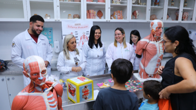 A iniciativa teve como foco principal tornar o estudo do corpo humano acessível, especialmente para o público infantil (Foto: Ares Soares)