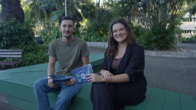 Ana Beatriz Casseb e Neto Ferreira, estudantes do curso de Jornalismo da Unifor, apresentam a edição desta semana (Foto: Arquivo)