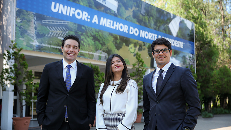 Ramon Beserra, Anita Araruna e Eduardo Girão. Foto: Ares Soares.