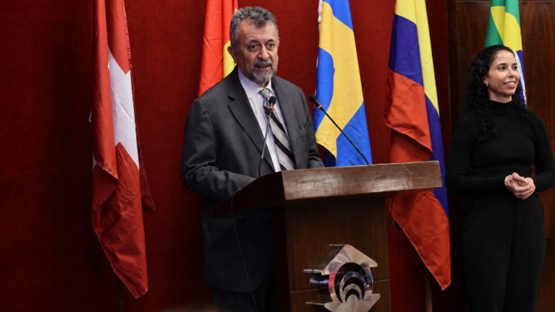 O embaixador do México no Brasil, Carlos García de Alba, ministrou palestra com o tema