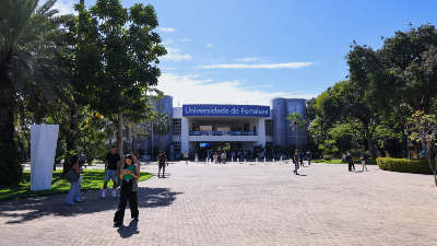 O PET-Saúde é uma iniciativa voltada à integração entre instituições de ensino, serviços de saúde e comunidade (Foto: Getty Images)
