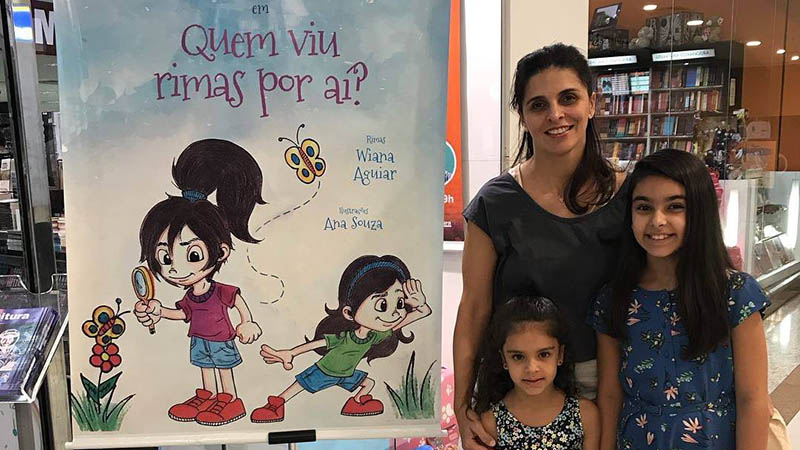 Wiana Aguiar é formada em Turismo pela Unifor e mora há 11 anos em Dubai com as filhas Pietra e Carla. Ela lança livro neste sábado em Fortaleza (Foto: DIvulgação)