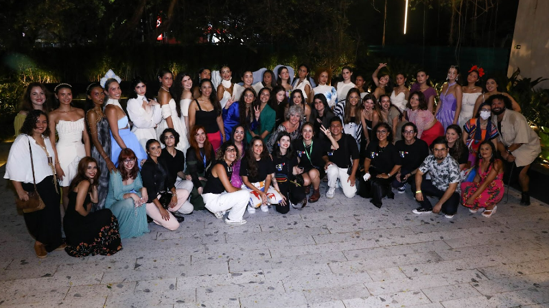 Alunos e professores da Universidade de Fortaleza durante a CasaCor Ceará 2022 (Foto: Ares Soares)