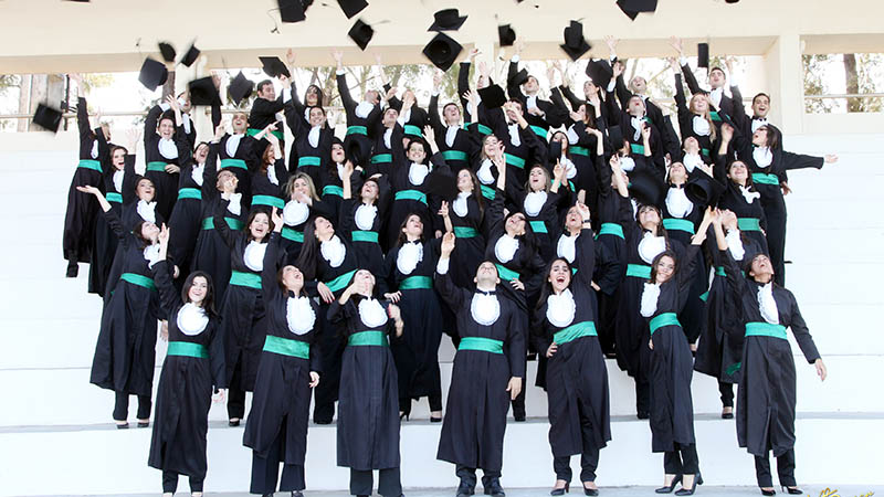 Alunos realizam o sonho da Colação de Grau na Unifor (Foto: Studio Fotográfico Kett Design)