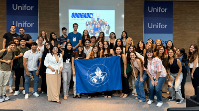 Milhares de estudantes da Unifor aprendem fora dos muros da universidade enquanto desenvolvem soluções para desafios reais da sociedade ao longo de uma formação que conecta conhecimento, cidadania e impacto social (Foto: Arquivo pessoal)