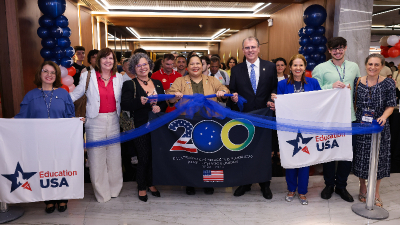 Dentre as ações promovidas pelo Escritório destaca-se a Feira EducationUSA/Fortaleza que, neste ano, será realizada no dia 10 de abril (Foto: Ares Soares)