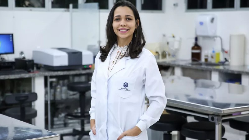 Caroline Mourão é doutora em Farmacologia e professora da Universidade de Fortaleza (Foto: Ares Soares)