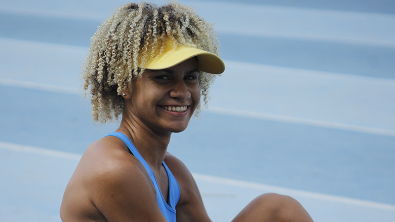 Letícia Lima, atleta e estudante de Educação Física da Unifor (Foto: Jade Araújo/Portal AZ)