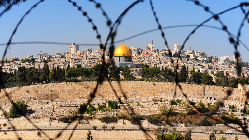 Território de Israel é palco de intensas disputas que colocam em risco a população civil  (Foto: Getty Images)