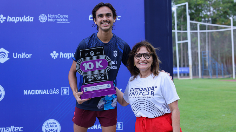 Estudante novato do curso de Educação Física da Unifor, Luiz Guilherme é atleta da instituição desde janeiro de 2024 (Foto: Ares Soares)