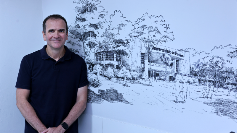 Em seus desenhos, Marcos revela uma Fortaleza mais artística e simbólica, ressignificando os espaços urbanos a partir de um olhar sensível (Foto: Arquivo pessoal)