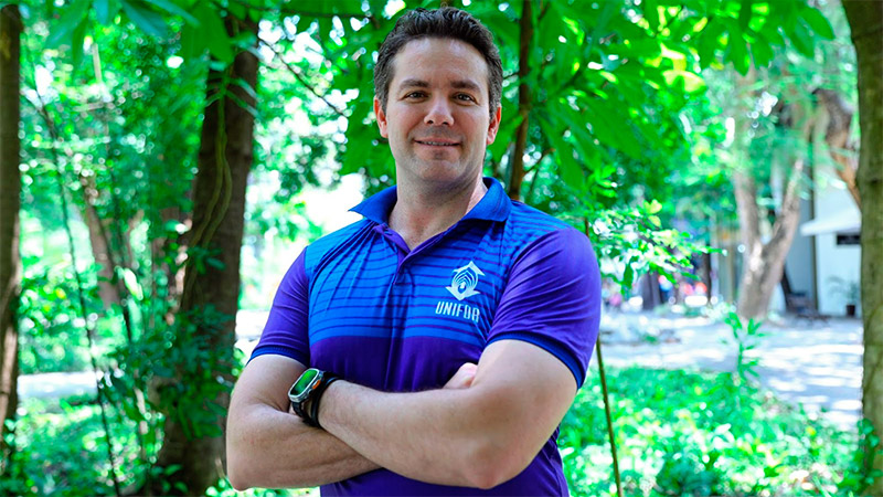 Especialista em Fisiologia do Exercício e referência em treinamento personalizado, Patrick é egresso e docente do curso de Educação Física da Unifor (Foto: Maria Tereza Alencar)