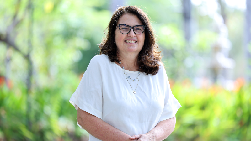 Especialista em Indústria Farmacêutica, Regina possui mestrado em Química e doutorado em Química Orgânica (Foto: Ares Soares)