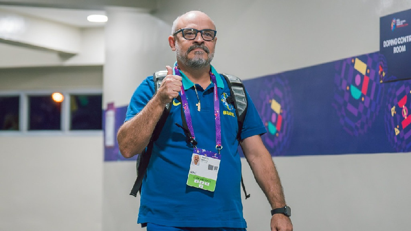 Wilson Sabóia tem retrospecto irretocável no comando da seleção brasileira, com 72 vitórias, dois empates, uma derrota e dez taças (Foto: Fabio Souza / CBF)