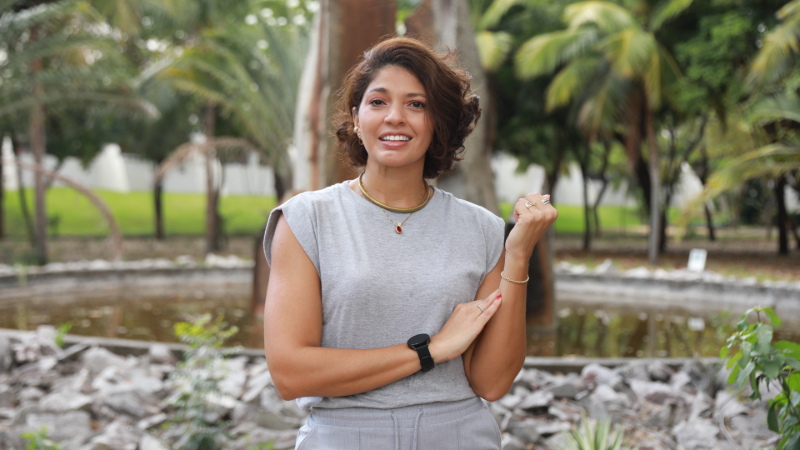 O evento tem mediação da professora Larissa Amaral, dos cursos de Direito e Comércio Exterior