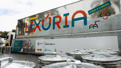 A exposição Lixúria tem entrada gratuita e ficará na Praça da Biblioteca da Unifor de 23 a 29 de setembro. (Crédito: Pérola Dutra)