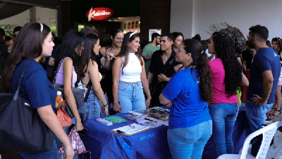 Estudantes estrangeiros provenientes de diferentes países compartilharam suas experiências acadêmicas e vivências em seus países de origem (Foto: Ares Soares)