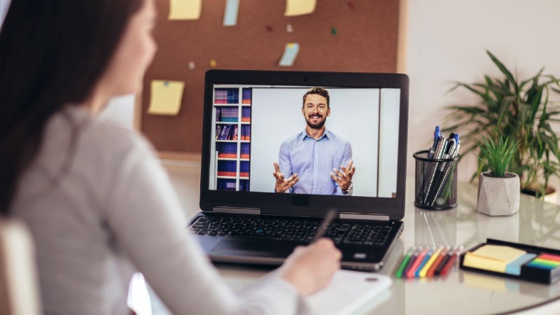 Os encontros do Aprendendo a Aprender acontecerão remotamente ao longo do semestre. (Foto: GettyImages)