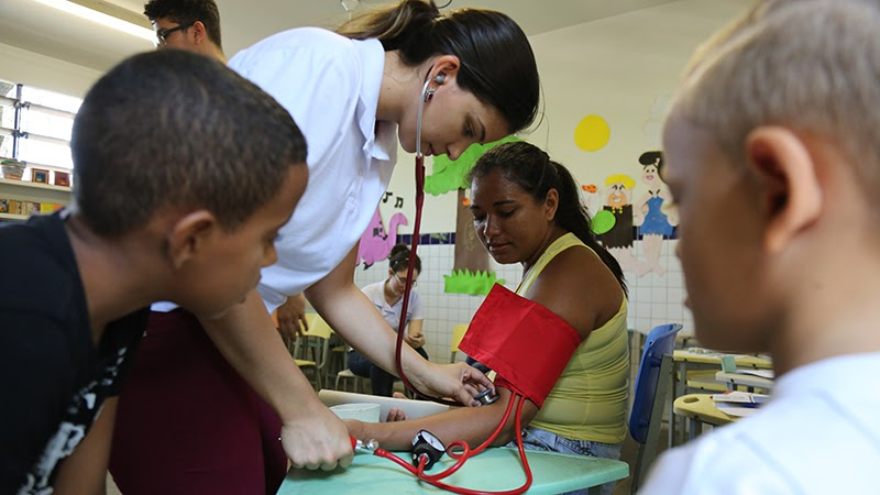 A Unifor se destaca por seu histórico de ações sociais e ambientais. Ao ofertar disciplina que aprofunda o tema, a instituição ressalta seu compromisso com a comunidade na qual está inserida. (Foto: Ares Soares)